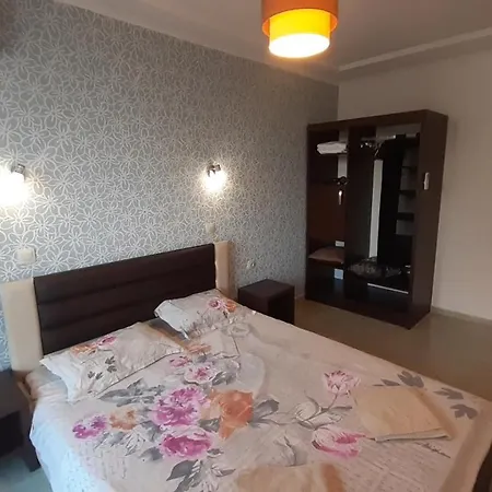 Апартамент Адикт Apartment Sozopol